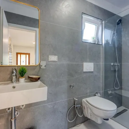 Apartman Vali 100 Meter Von Poreč